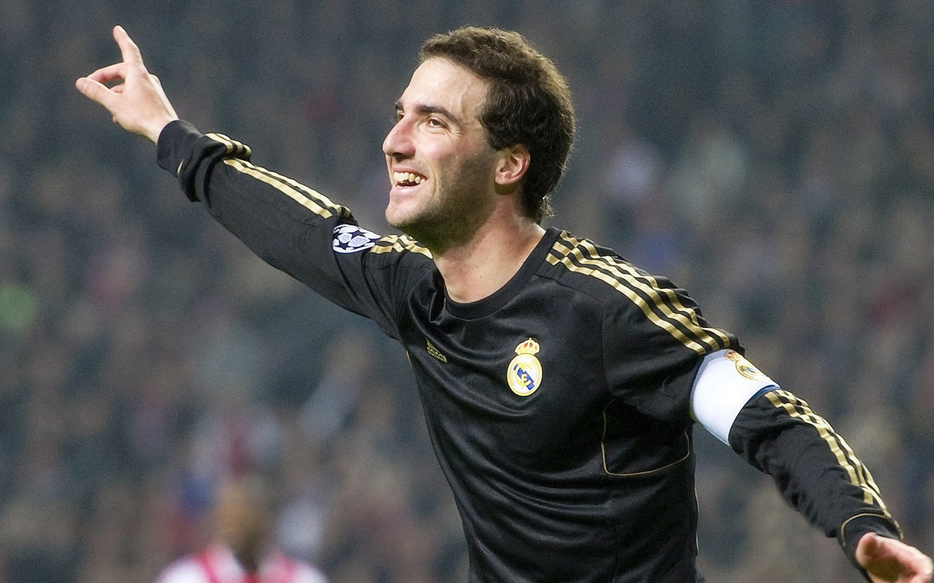 英超最后一搏：逆风翻盘，精彩落幕！，英超最后一轮看点